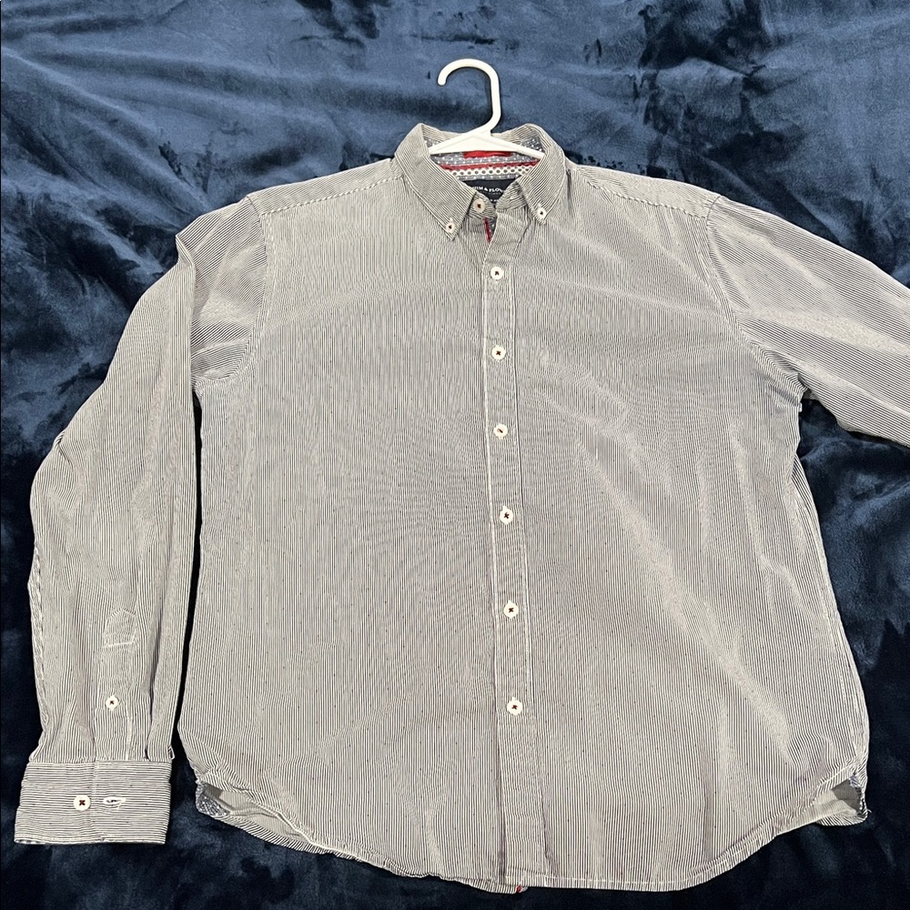 Denim & Flower Men's Casual Gray Button-Down Shirt